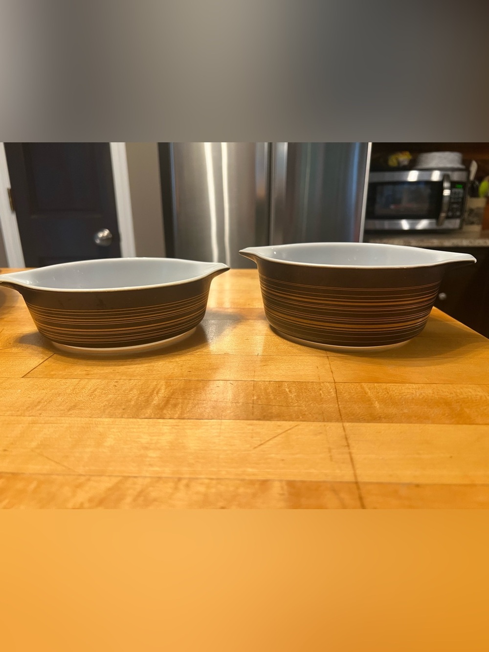 Vintage Pair of Pyrex Terra Casserole Dishes - #471 & #472
